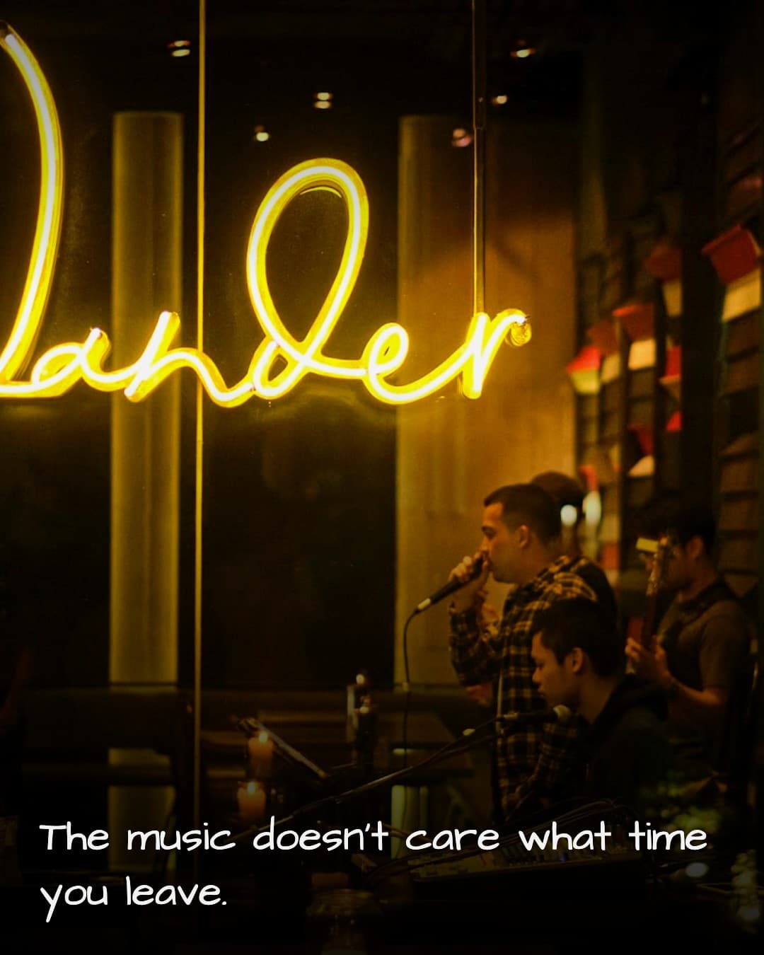 Wander BKK live music corner