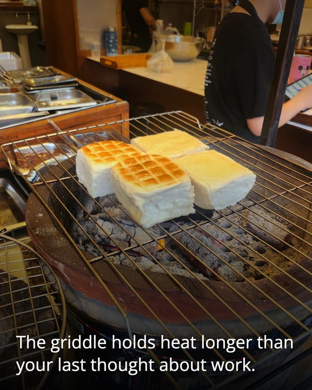 Banthat Thong toast griddle